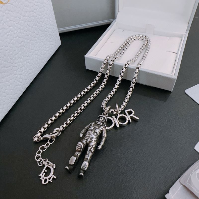 chr1st1an D10r necklaces